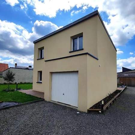 Maison 3 Chambres Avec Garage Sur Terrain Clos Proche Circuit 24h Hébergement de vacances